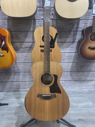 Store Special Product - Taylor Guitars - ACADEMY 12E